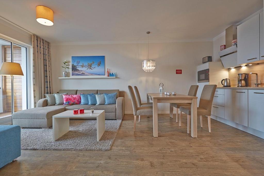 Sunny Suite 14 - elegantes Hotelapartment mit großem Pool-Wellnesbereich und seitlichem Meerblick Börgerende-Rethwisch Exterior foto
